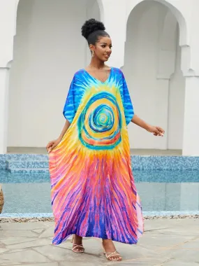 Buntes Kleid mit abstraktem Print und Seitenschlitzen