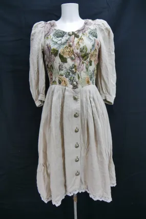 Kurzes Landhauskleid von Rose Dirndl Bayern weiß mit Carmen Puffärmel Gr.34
